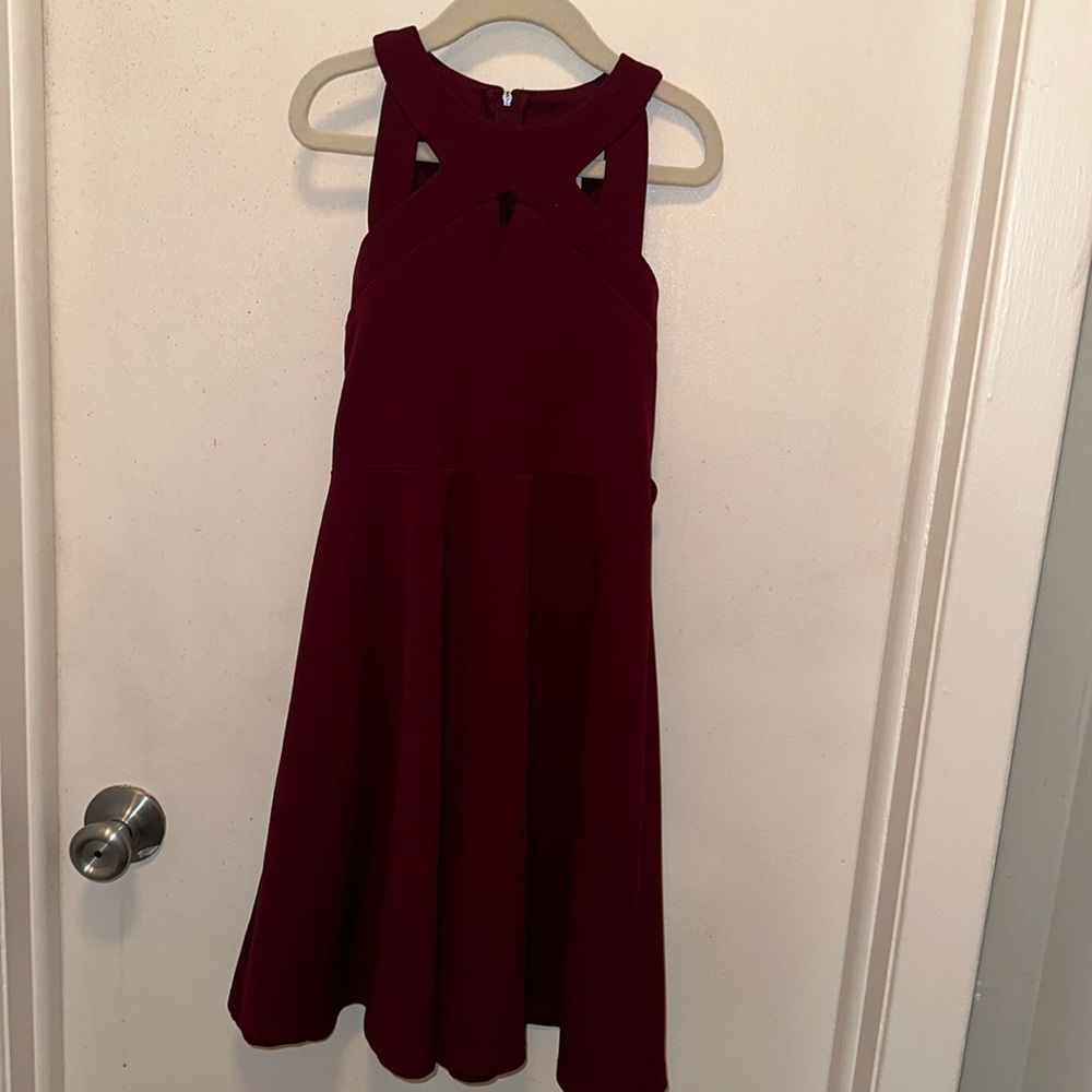 UDTFASHION textured racer back Dress. High neckline, stretchy & flare skirt SZ 8